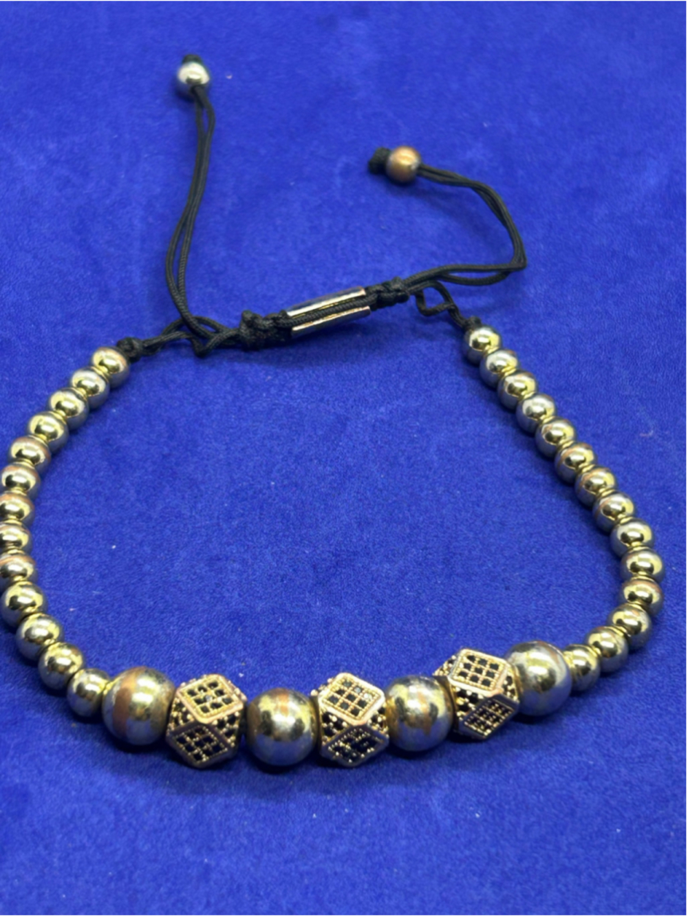 Women's Unbranded Beaded Bracelet One Size Gold and Black